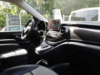 Mercedes-Benz Classe V d Automatic 4Matic  Extralong Nero usata Castelnuovo Rangone