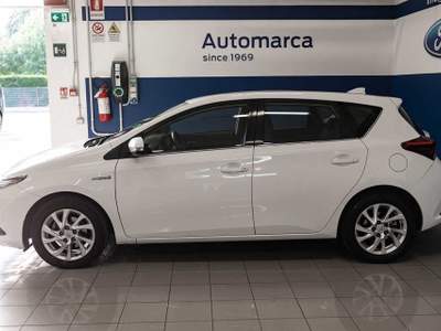 Toyota Auris 1.8 Hybrid Business Bianco usata Silea