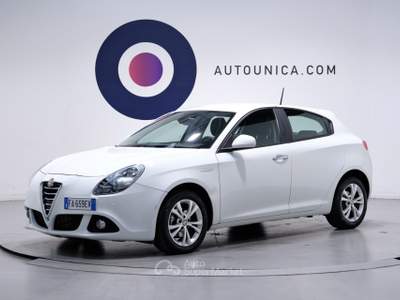 Alfa Romeo Giulietta 1.6 JTDM-2 105 CV PROGRESSION NEOPATENTATI Bianco usata ROMA