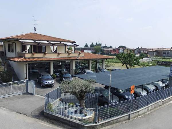 BELUSSI MOTORS DI BELUSSI IVAN & BELUSSI EMANUELE SNC