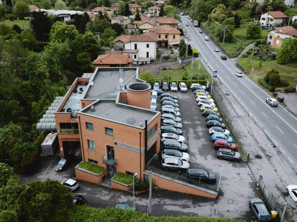 VILLA MOTORS HOUSE SRL