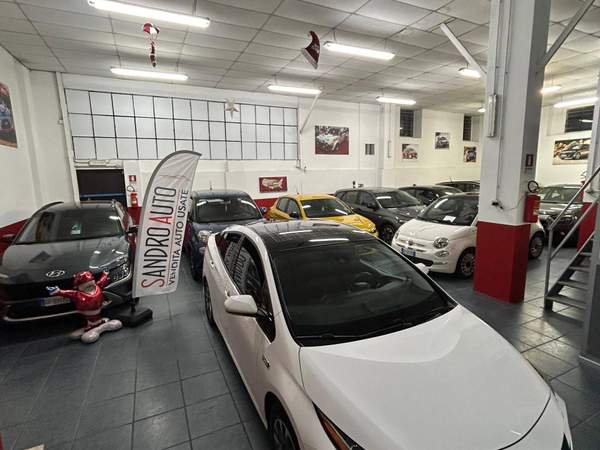 SANDRO AUTO