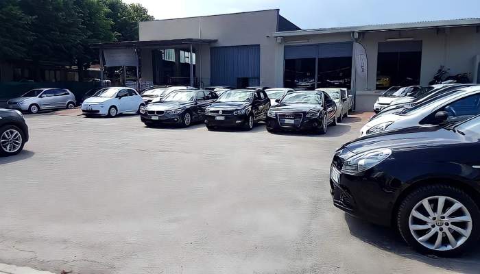 REAL CAR DI CASETTARI CRISTIAN