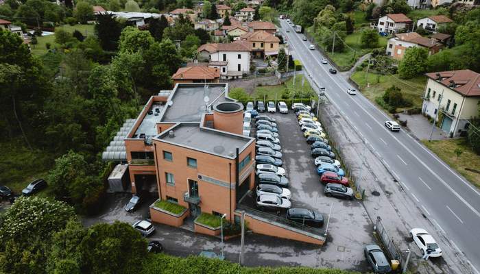VILLA MOTORS HOUSE SRL
