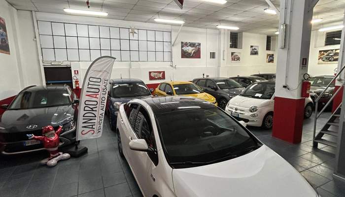 SANDRO AUTO