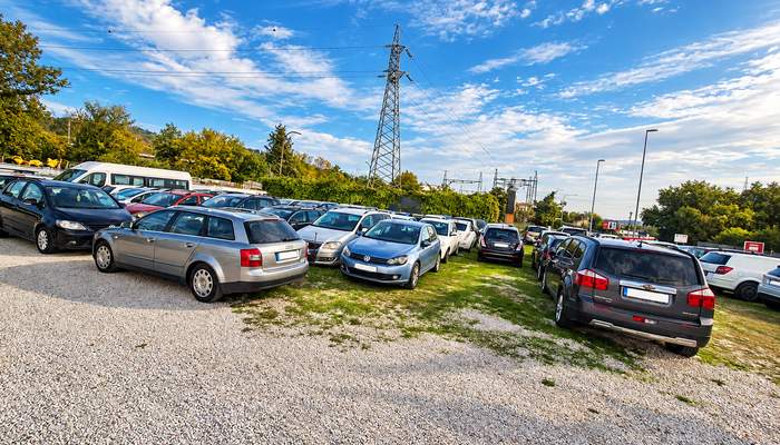 NIKOAUTO PESARO DI GOMAN NARCISA