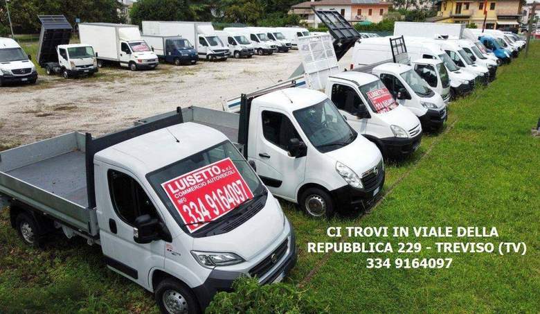 Compriamo la *tua auto*