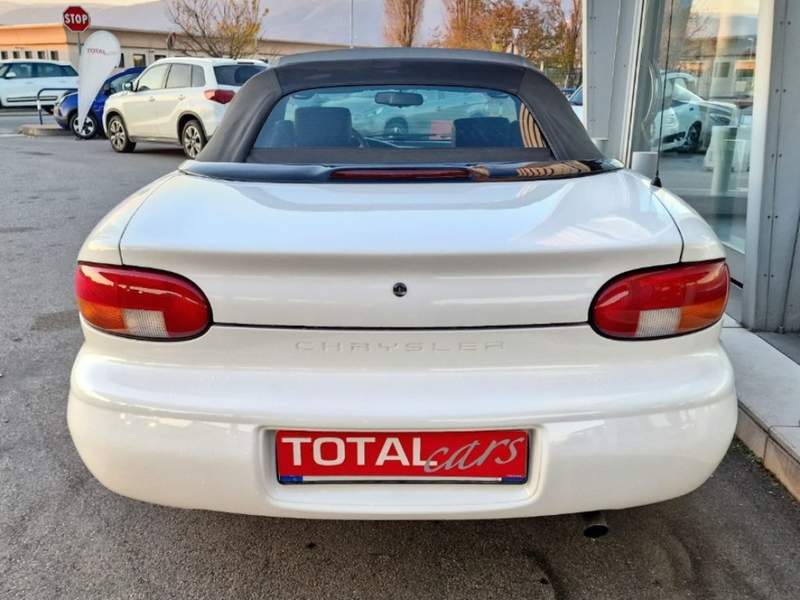 Chrysler Stratus