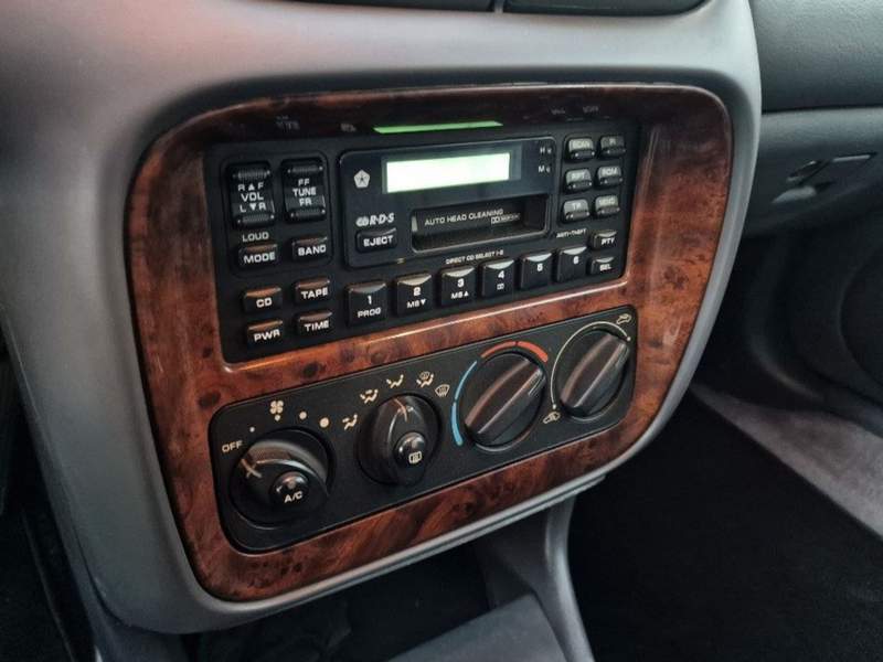 Chrysler Stratus