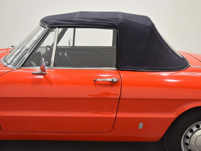 Alfa Romeo Spider
