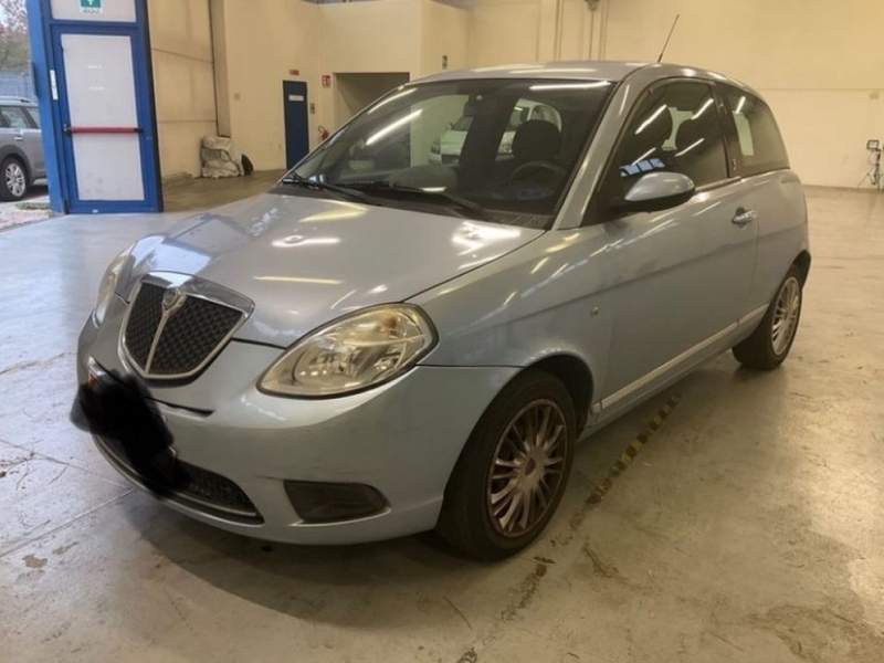 Lancia Ypsilon