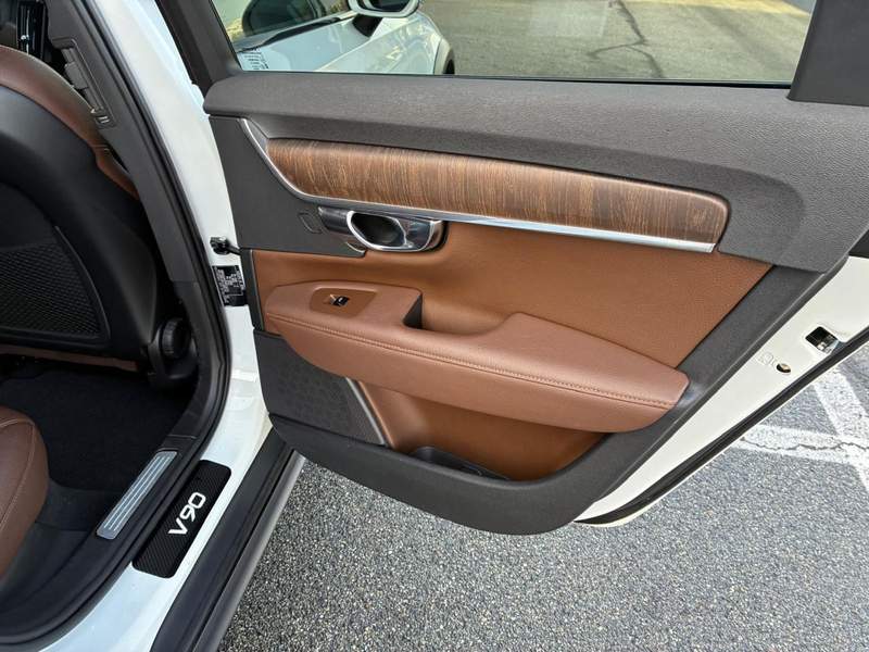 Volvo V90 Cross Country