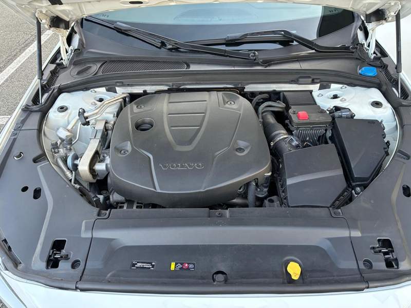 Volvo V90 Cross Country