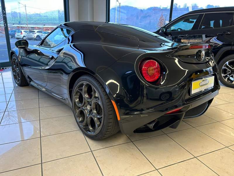Alfa Romeo 4C