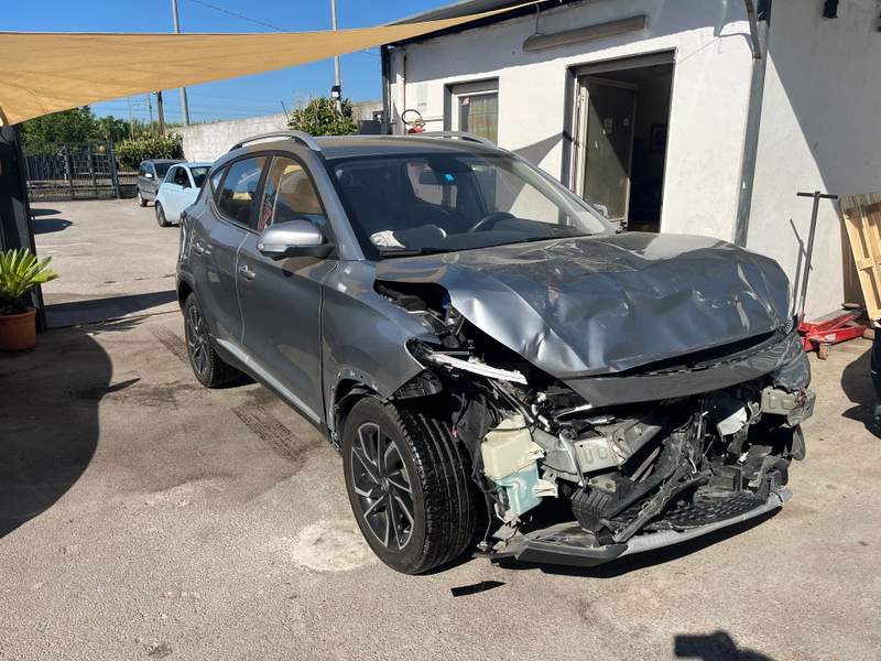 MG ZS