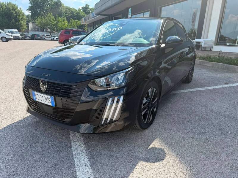 Peugeot 208