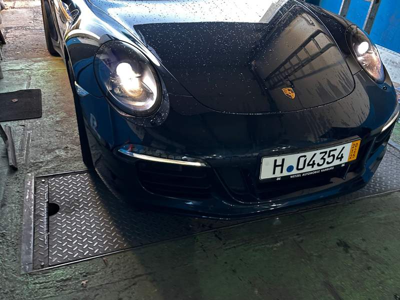 Porsche 911
