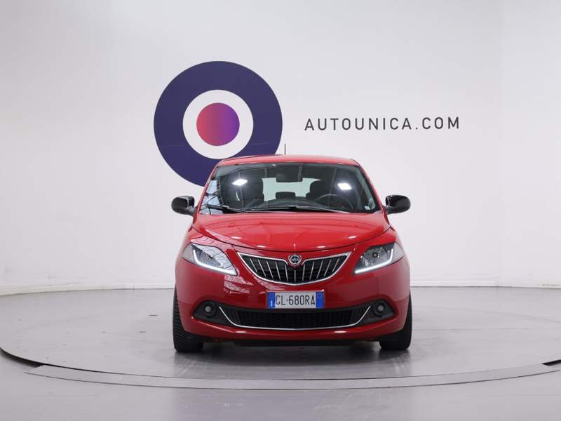 Lancia Ypsilon