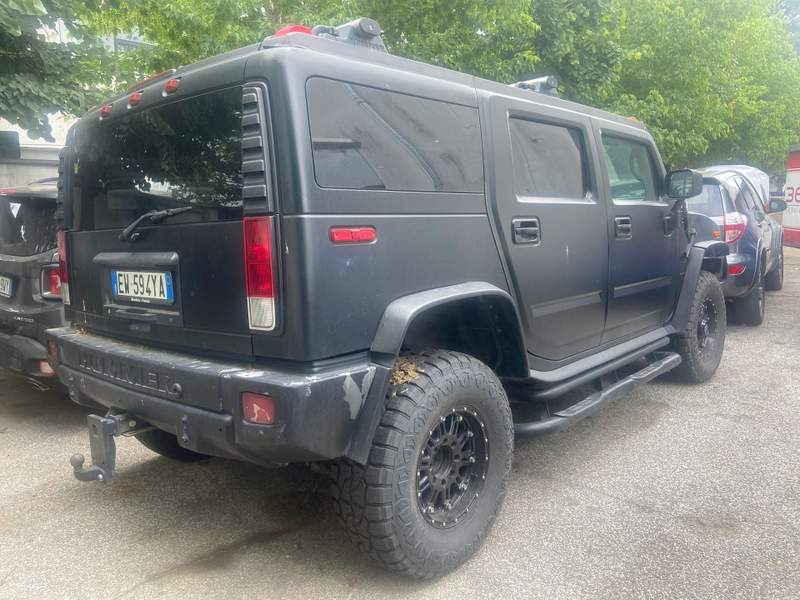 Hummer H2