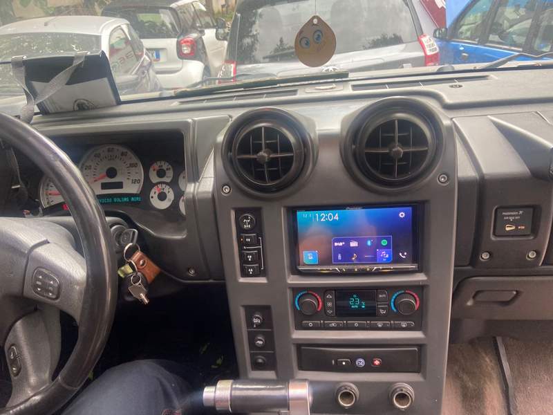 Hummer H2