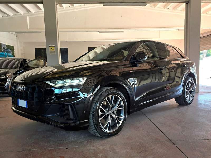 Audi Q8