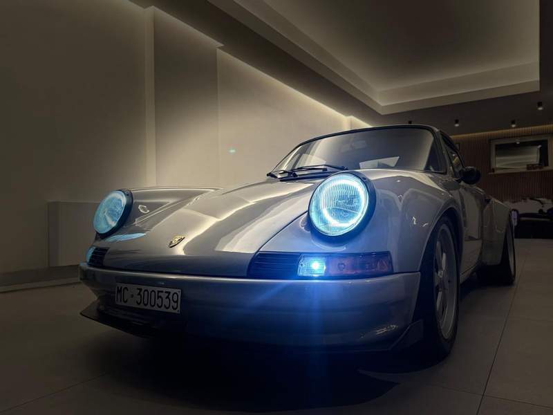 Porsche 911