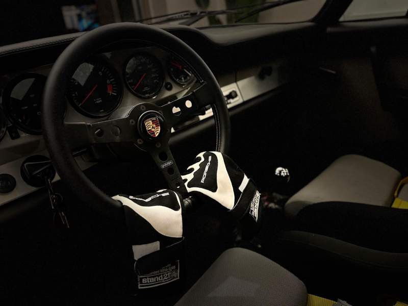Porsche 911