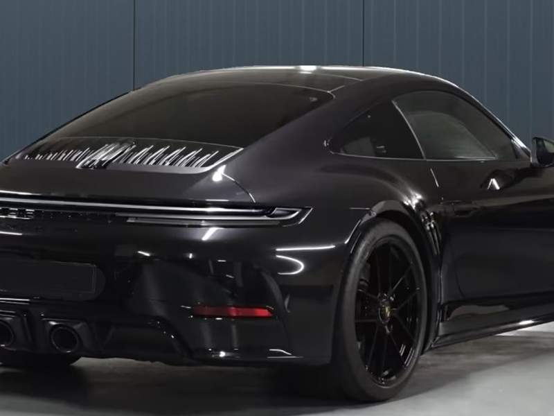 Porsche 911 (992)