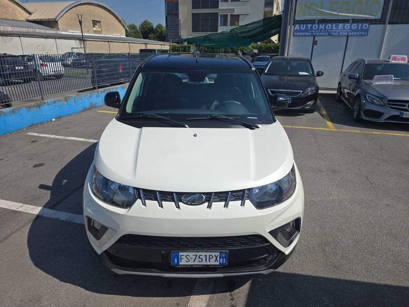 Mahindra KUV100