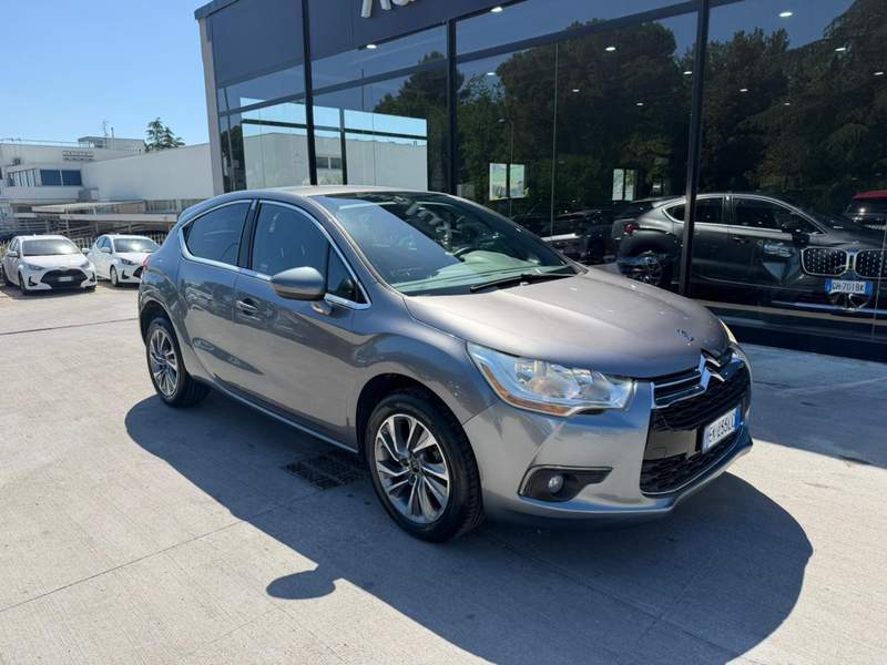 DS Automobiles DS 4