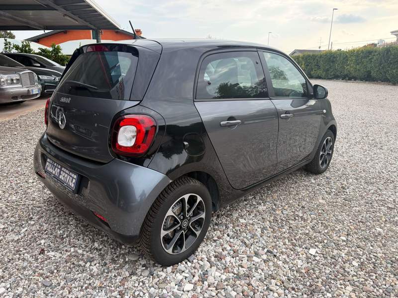 Smart ForFour