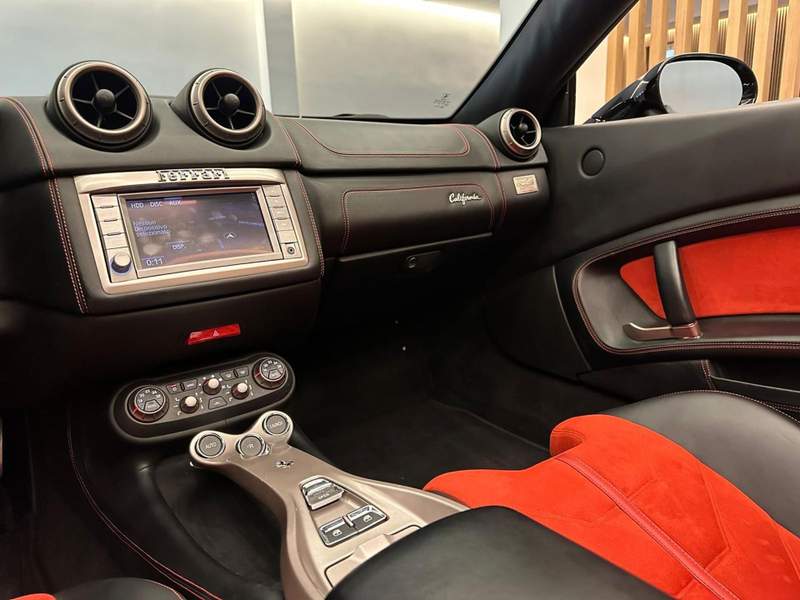 Ferrari California
