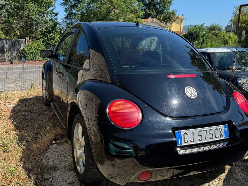 Volkswagen New Beetle