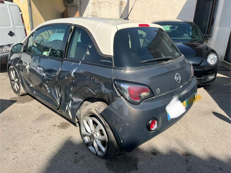 Opel Adam