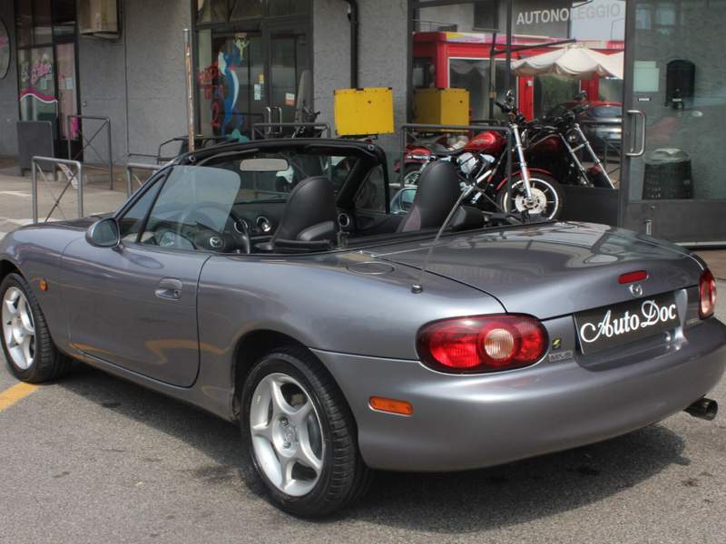 Mazda MX-5