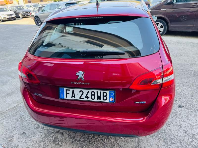Peugeot 308