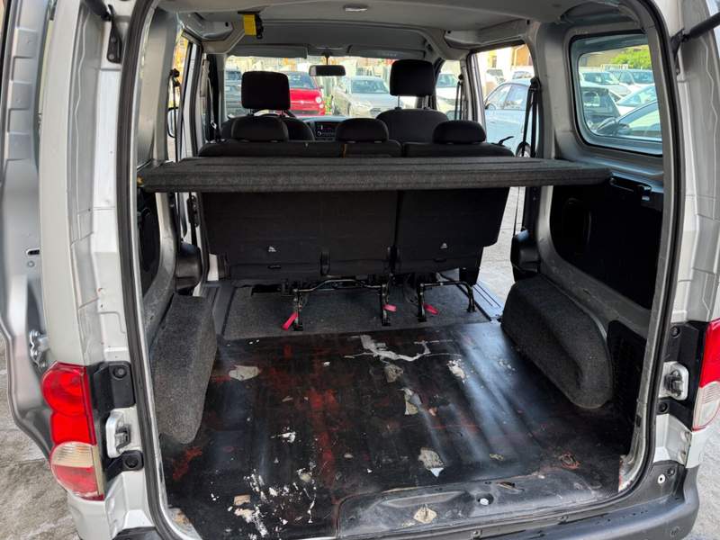 Nissan NV200