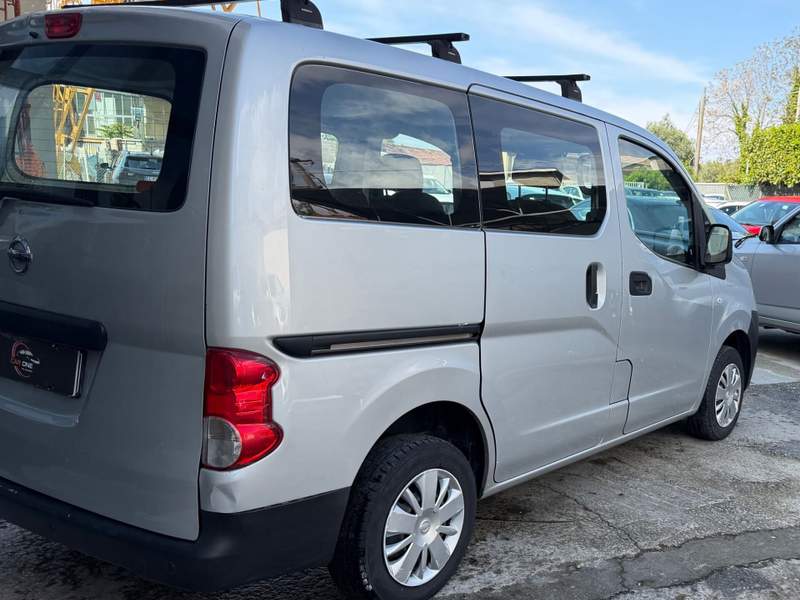 Nissan NV200