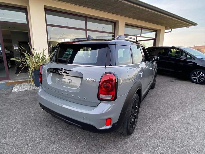 MINI Cooper Countryman