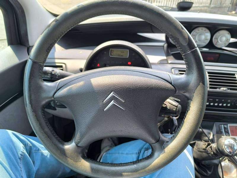 Citroen C8