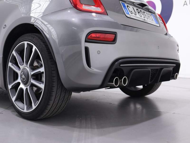 Abarth 595