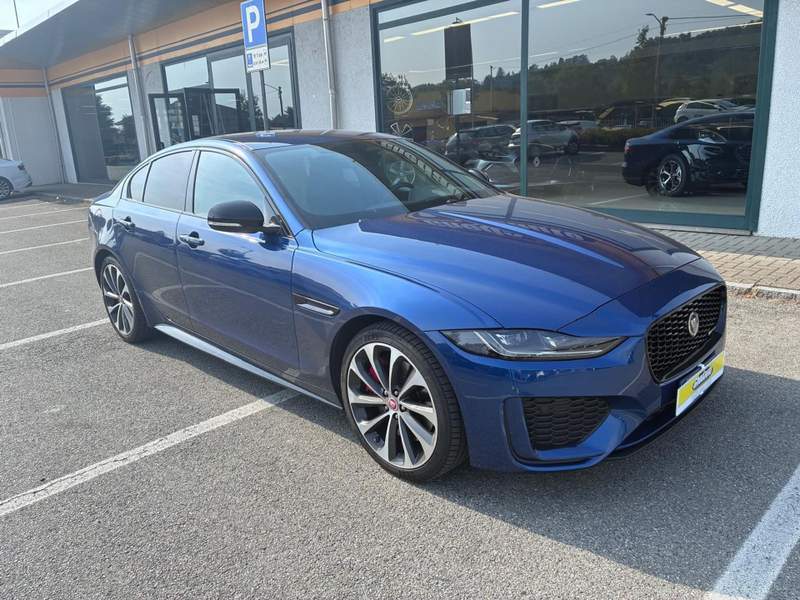 Jaguar XE