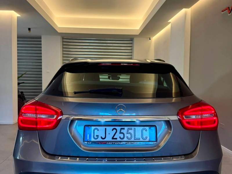 Mercedes-Benz GLA