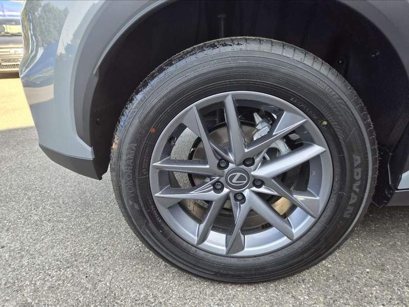Lexus LBX