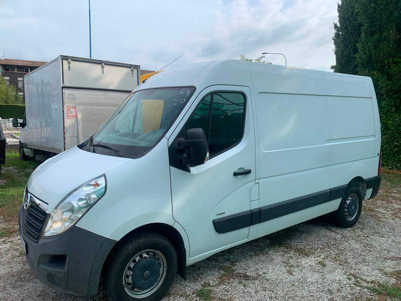 Opel Movano