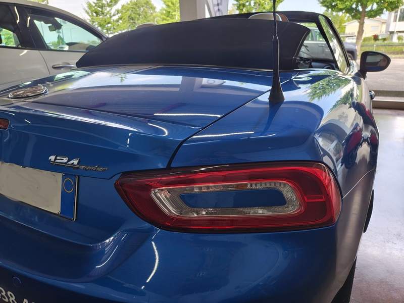 Fiat 124 spider
