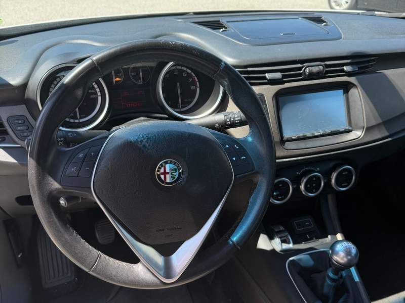 Alfa Romeo Giulietta