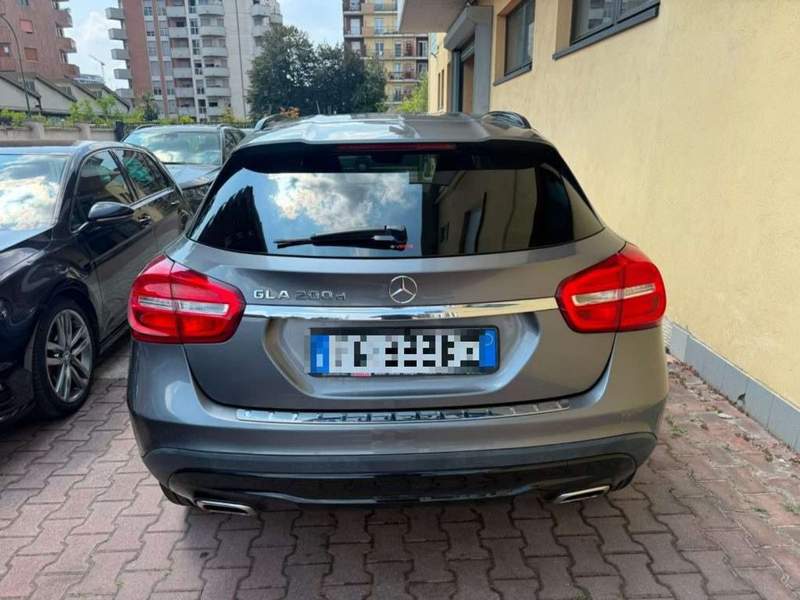 Mercedes-Benz GLA