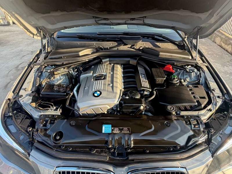 BMW Serie 5 523i