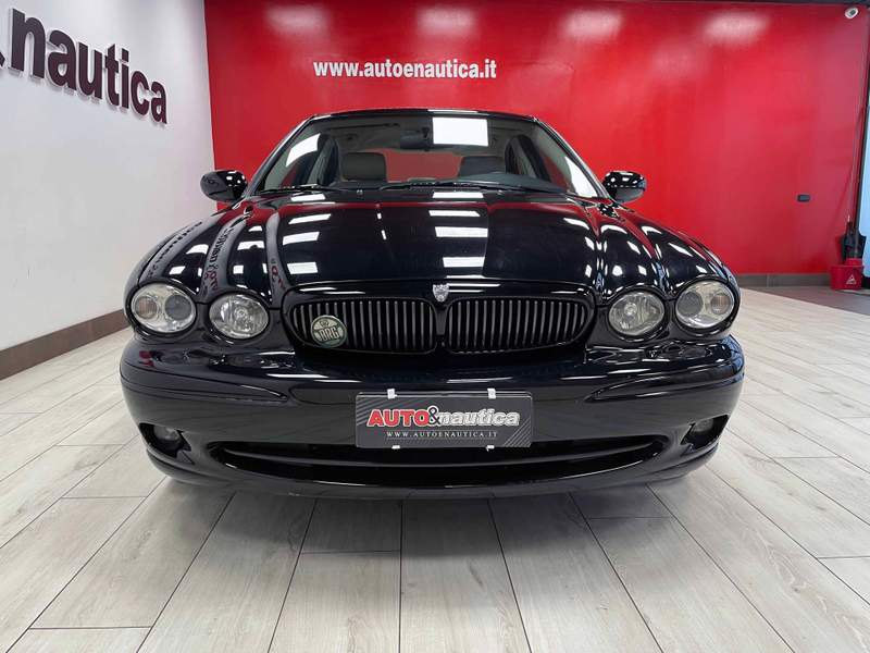 Jaguar X-Type